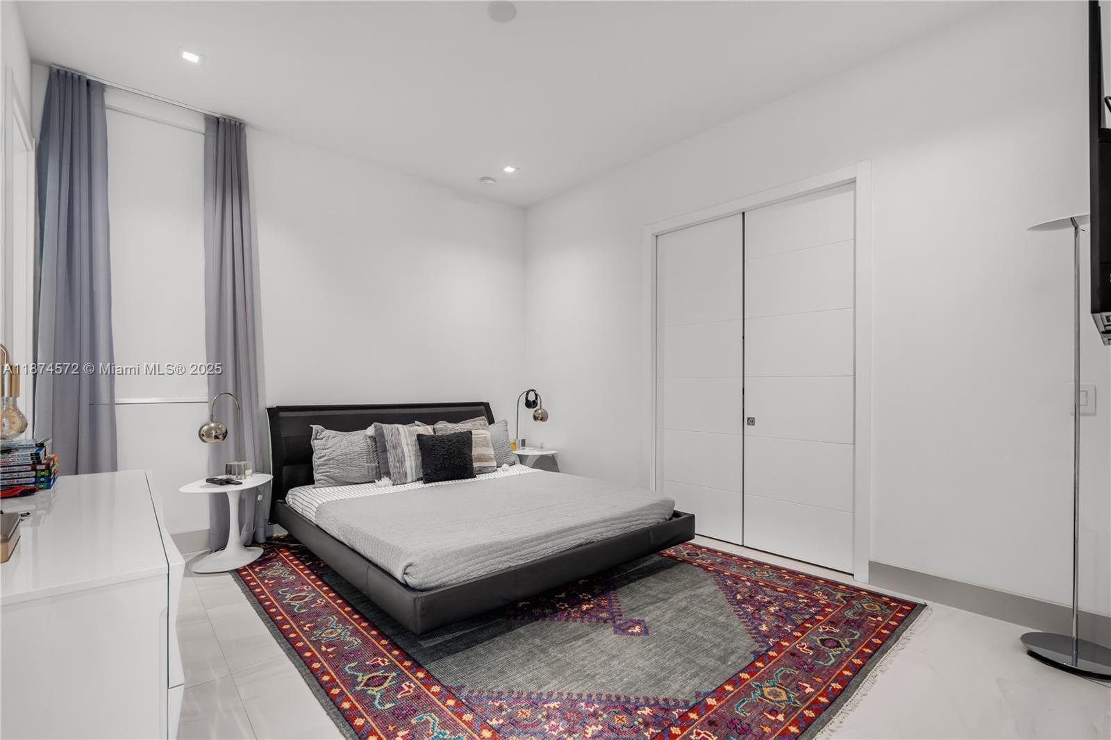 GRAND FLORIDIAN ESTATES - Residential