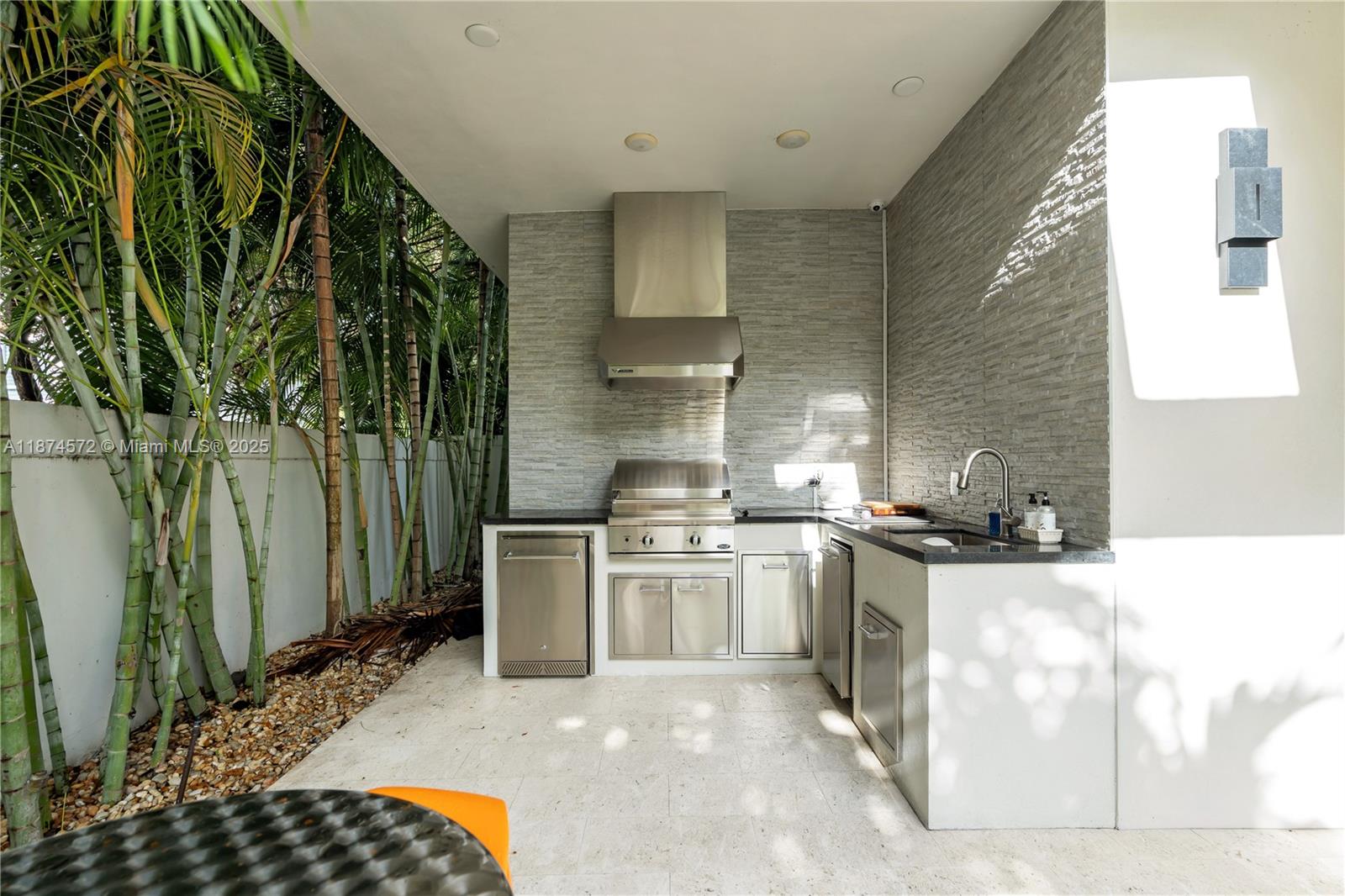 GRAND FLORIDIAN ESTATES - Residential