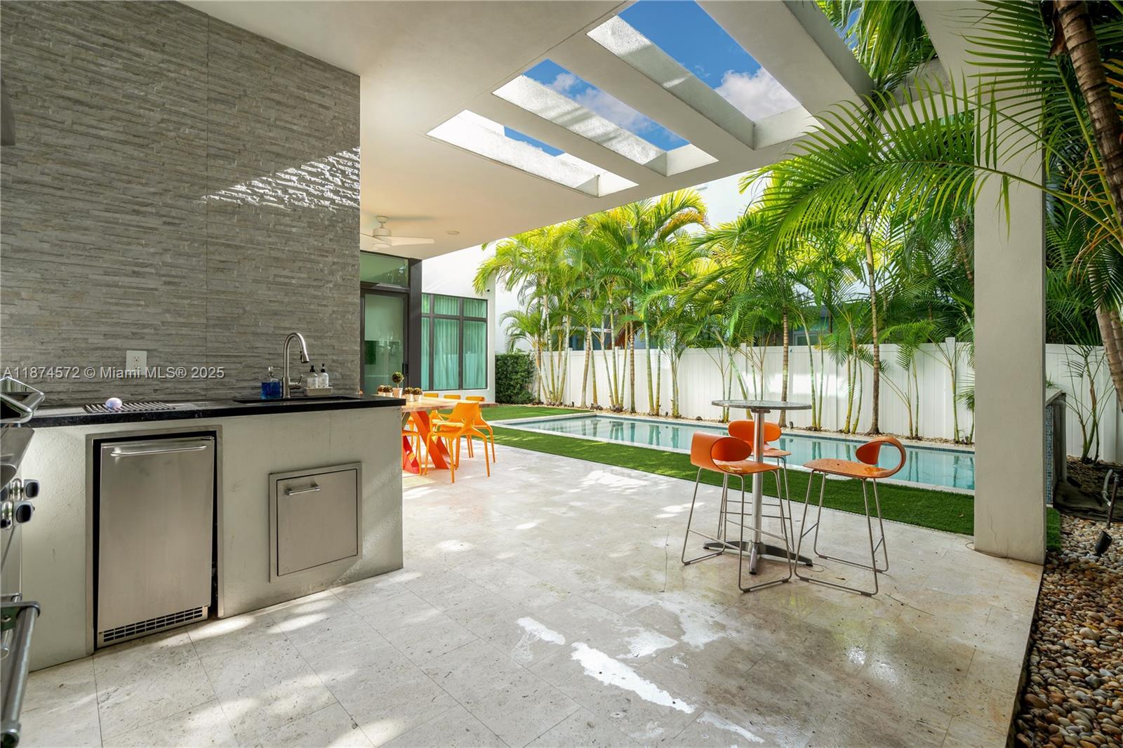 GRAND FLORIDIAN ESTATES - Residential