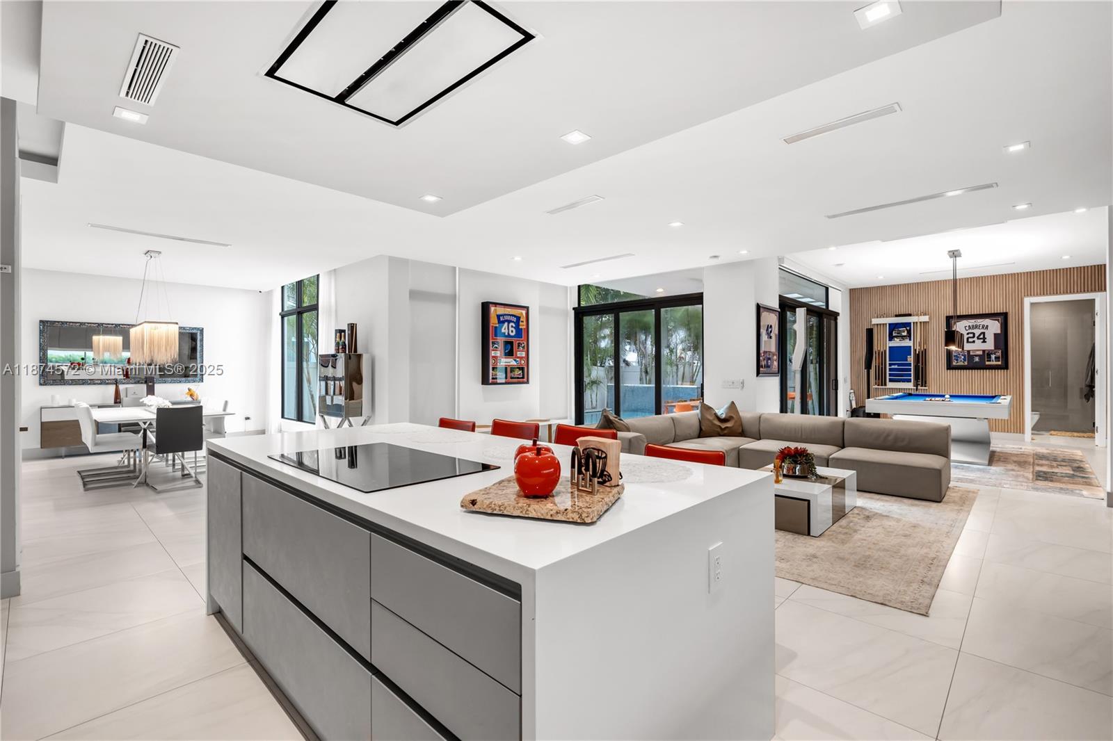 GRAND FLORIDIAN ESTATES - Residential