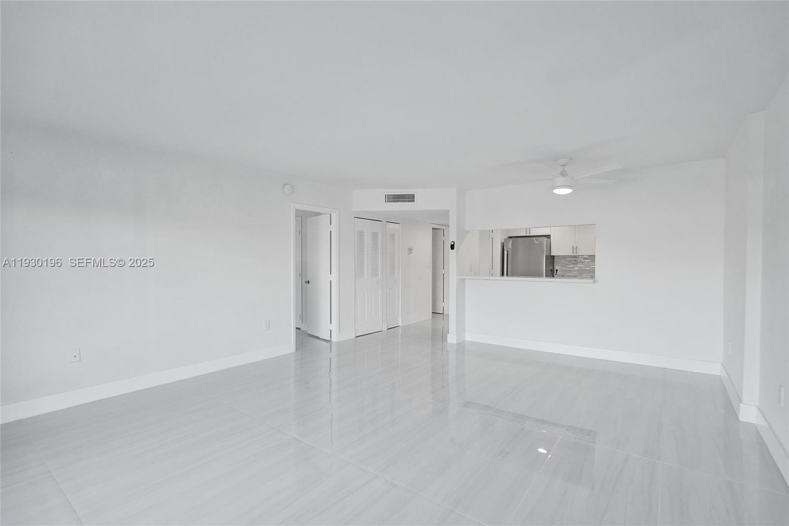 MANORS OF INVERRARY XII - Residential Lease