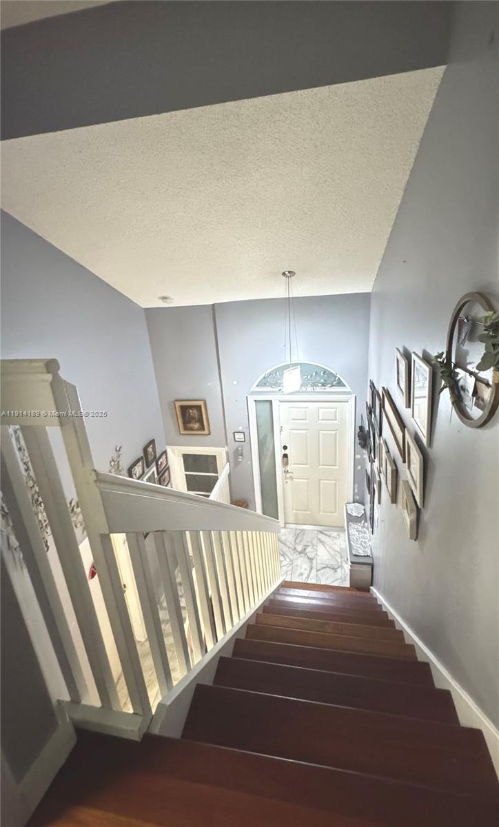 EMERALD POINTE - Residential