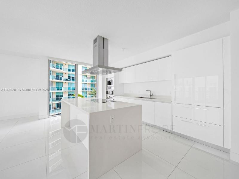 Very nice 3 bed, 3 and a half bath. Corner unit.
Tenant until August 15 2025.