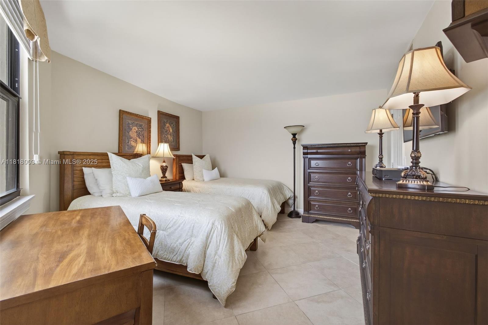 PHOENIX TOWERS CONDO - Residential
