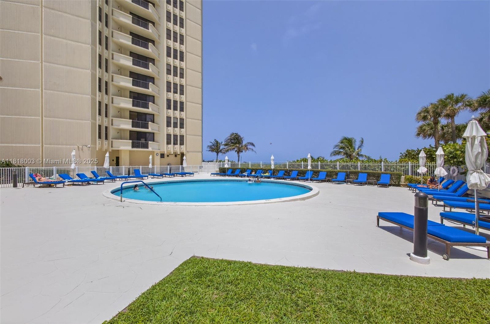 PHOENIX TOWERS CONDO - Residential