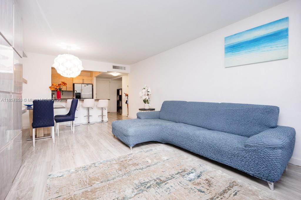 DESOTO PARK CONDO - Residential Lease