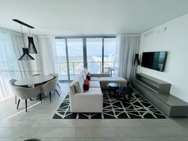 4010 SOUTH OCEAN DRIVE CO - Residential