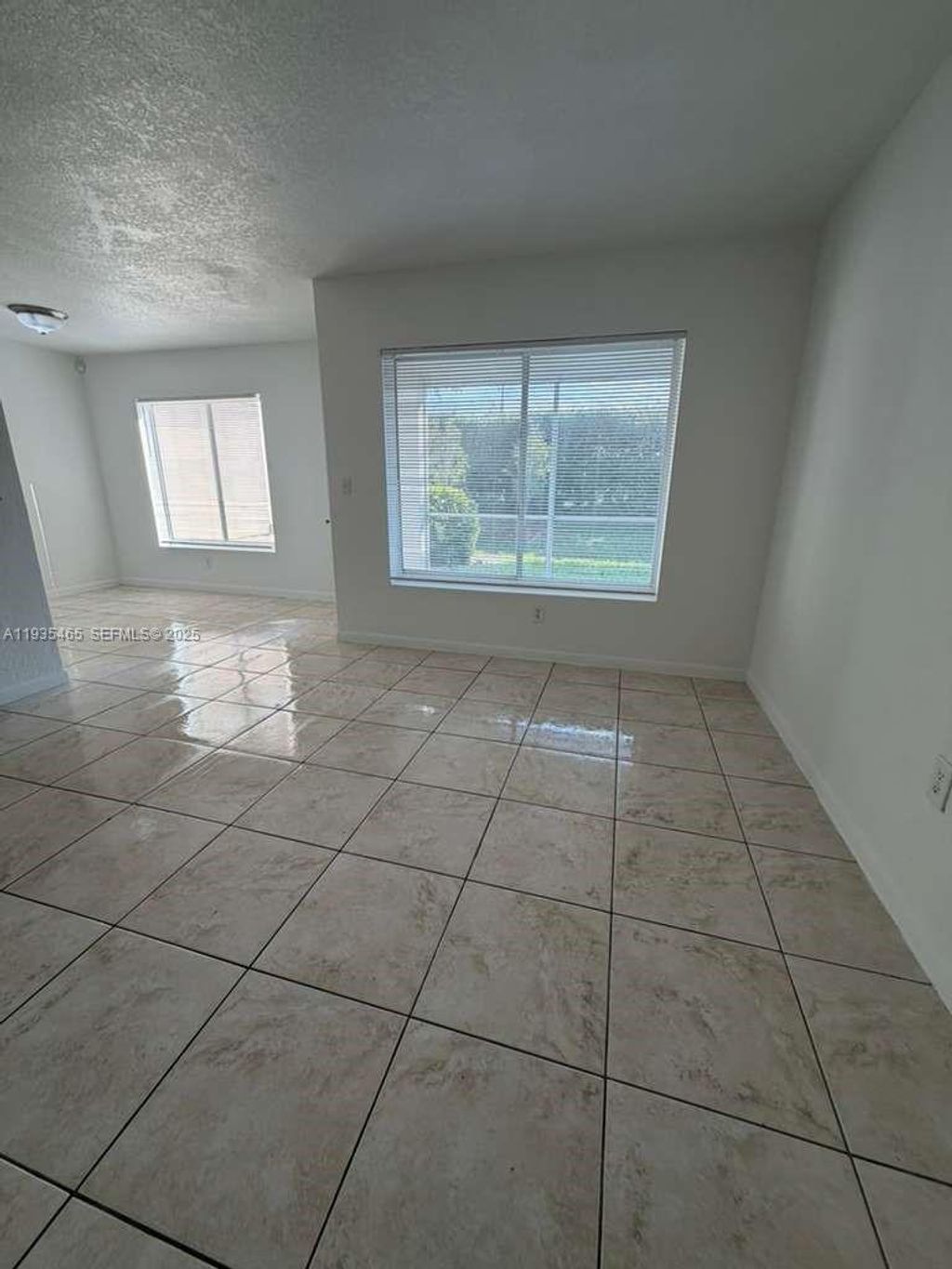 Photo of Boynton Beach, FL 33426 (MLS # A11935465)