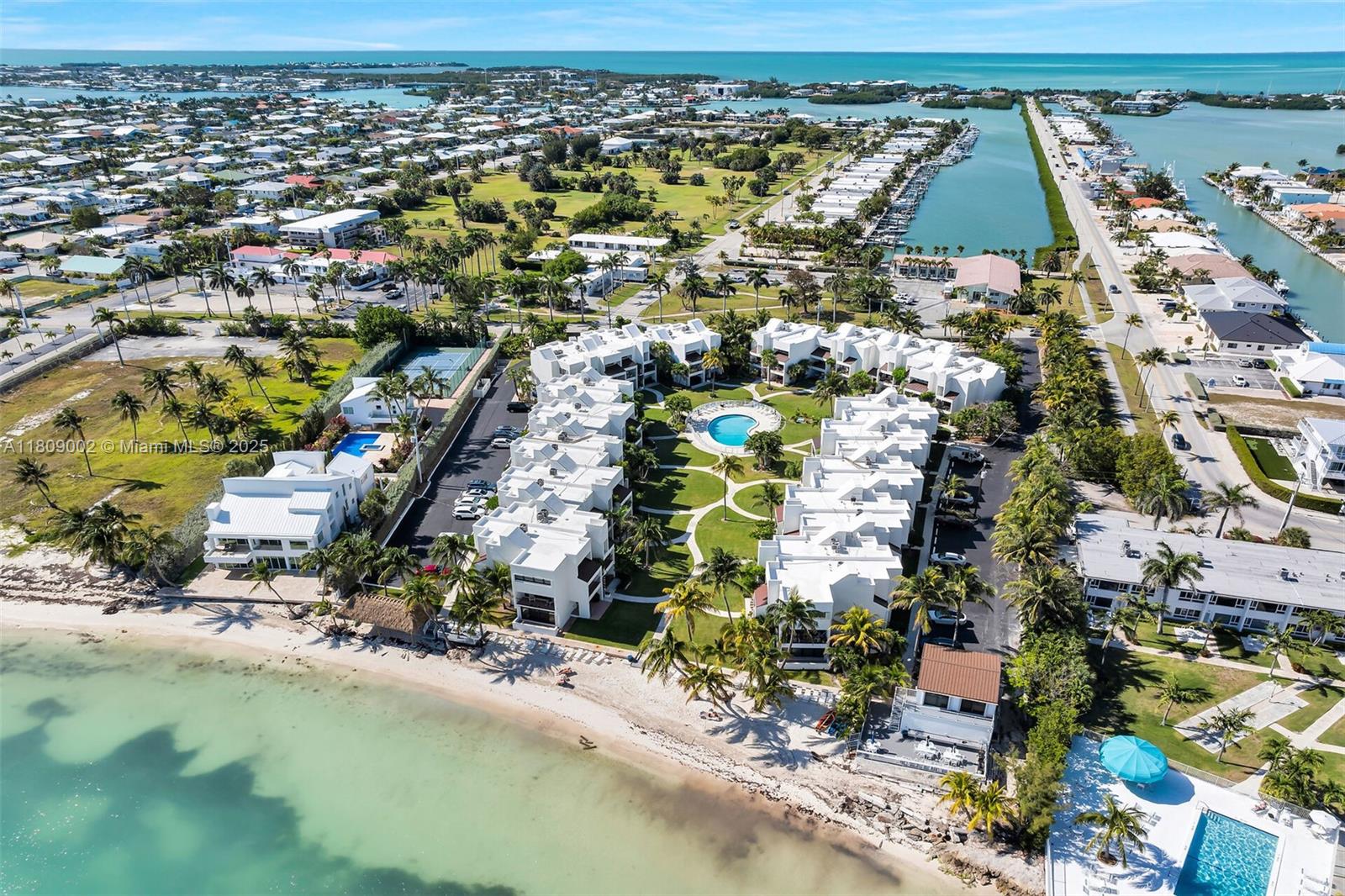 CAY CONDOMINIUM - Residential