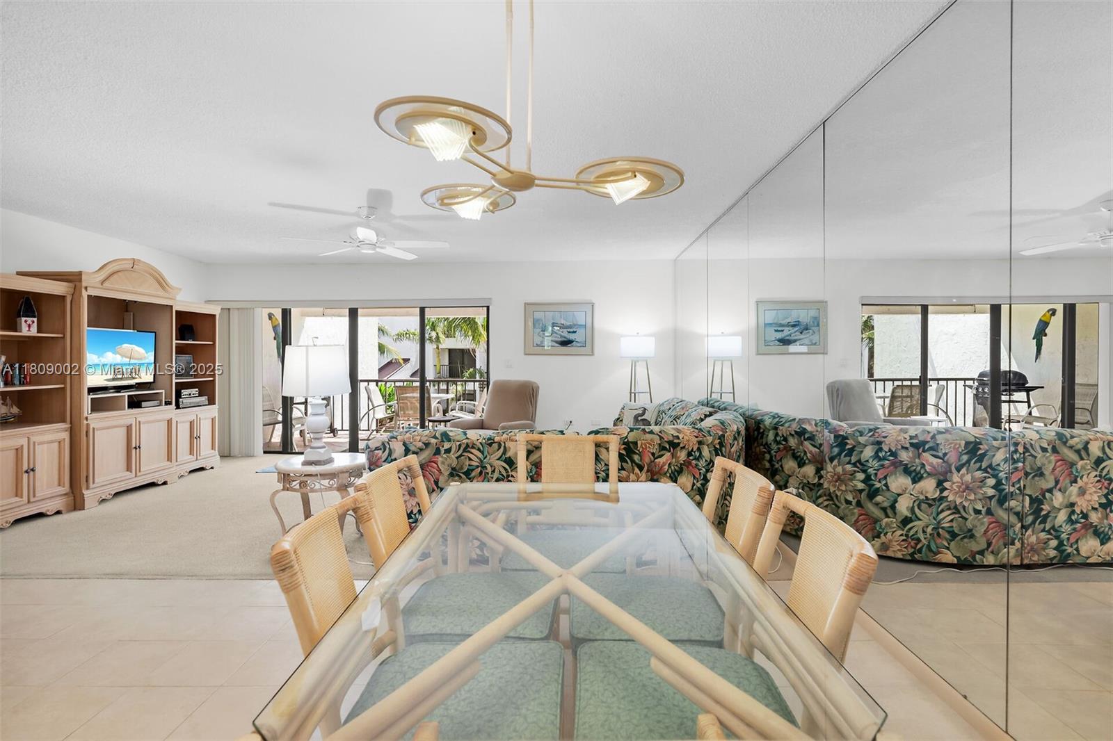 CAY CONDOMINIUM - Residential