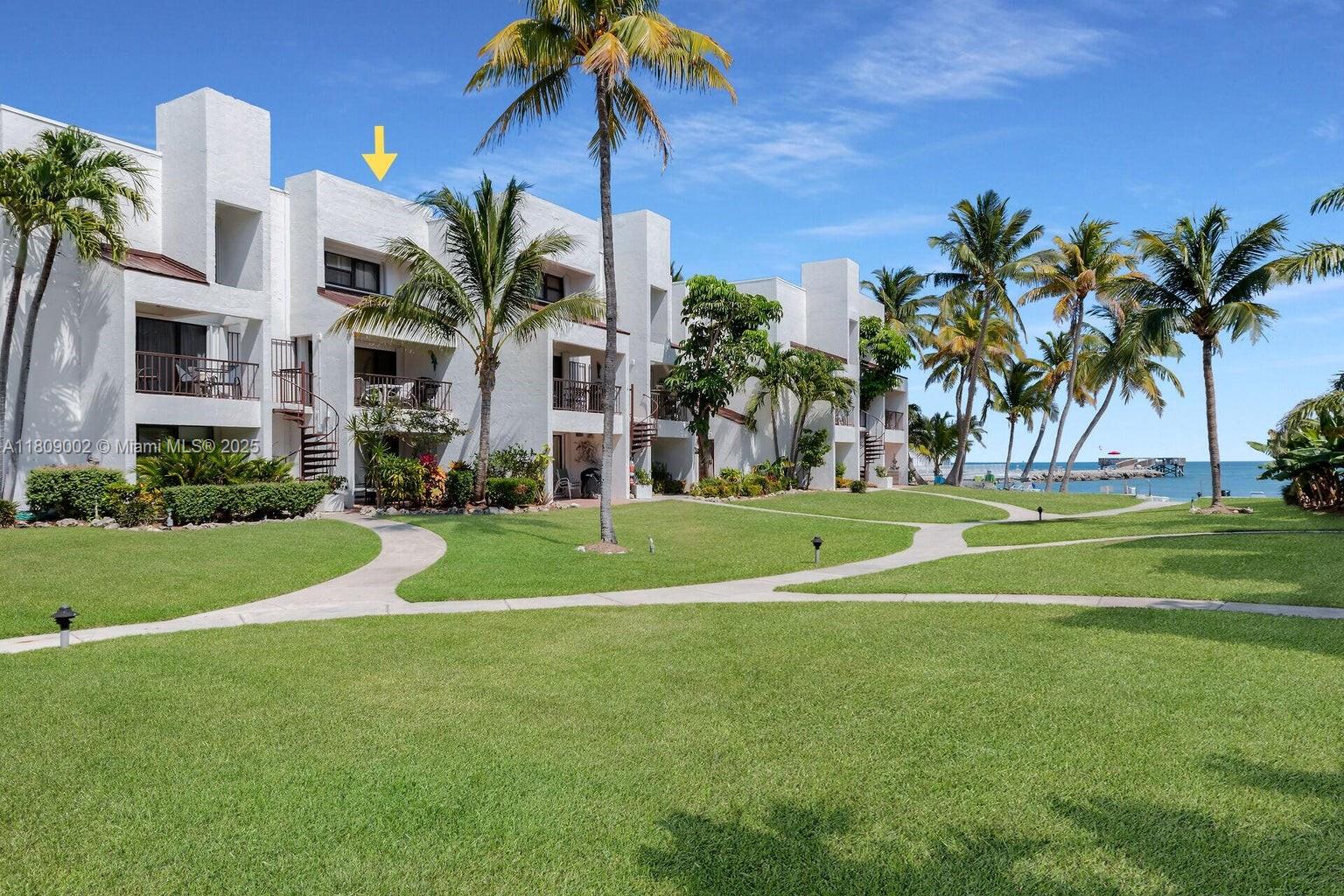 CAY CONDOMINIUM - Residential