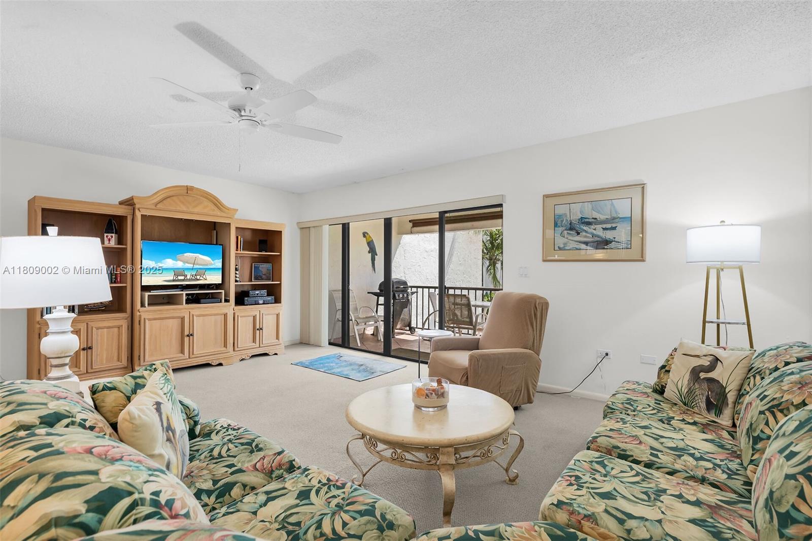 CAY CONDOMINIUM - Residential