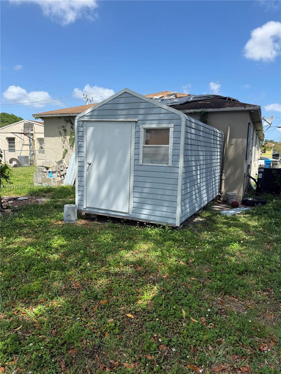 CARVER RANCHES REV PLAT - Residential