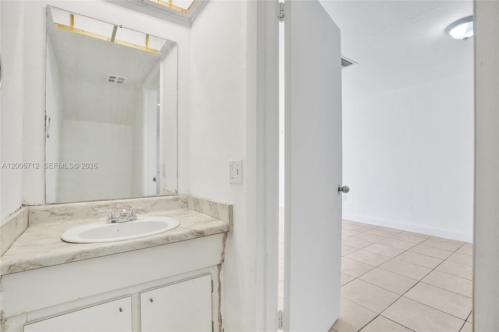 VILLAGE AT DADELAND CONDO - Residential