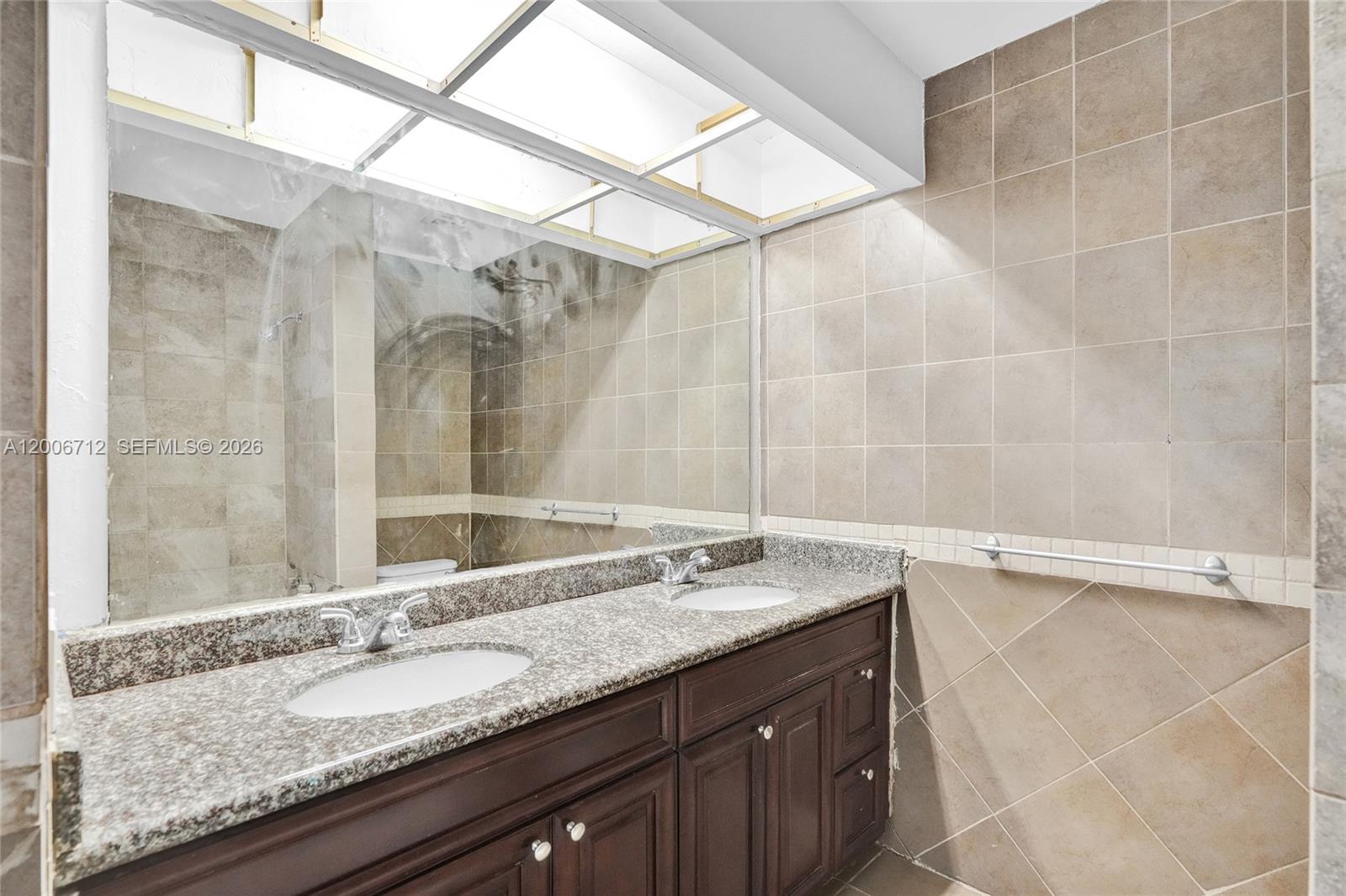 VILLAGE AT DADELAND CONDO - Residential