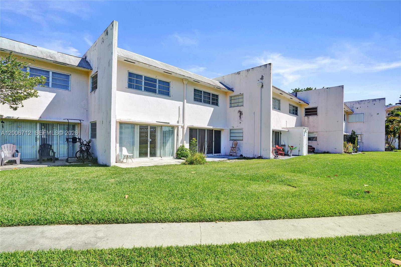 VILLAGE AT DADELAND CONDO - Residential