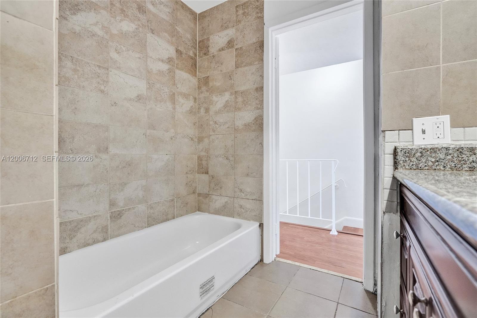 VILLAGE AT DADELAND CONDO - Residential