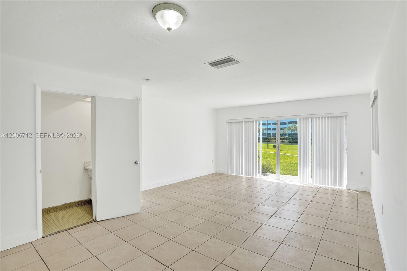 VILLAGE AT DADELAND CONDO - Residential