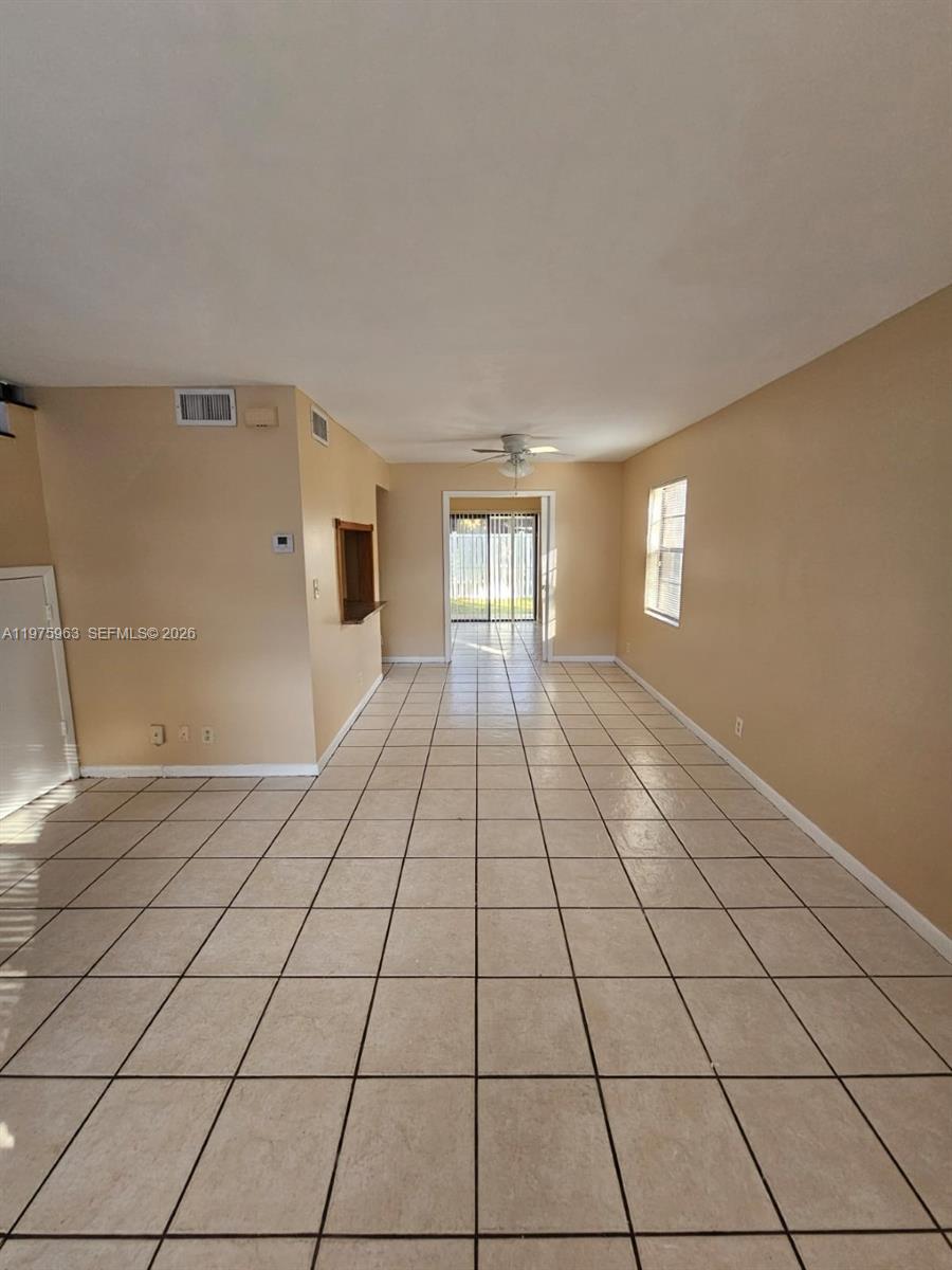 CASTLEWOOD VILLAGE - Residential Lease