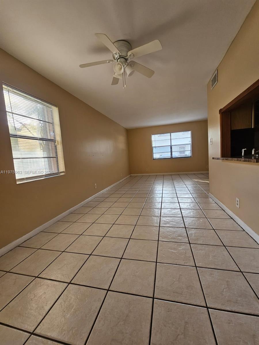 CASTLEWOOD VILLAGE - Residential Lease