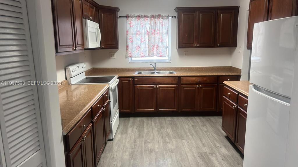 AMND PLAT OF MIAMI SUBURB - Residential Lease