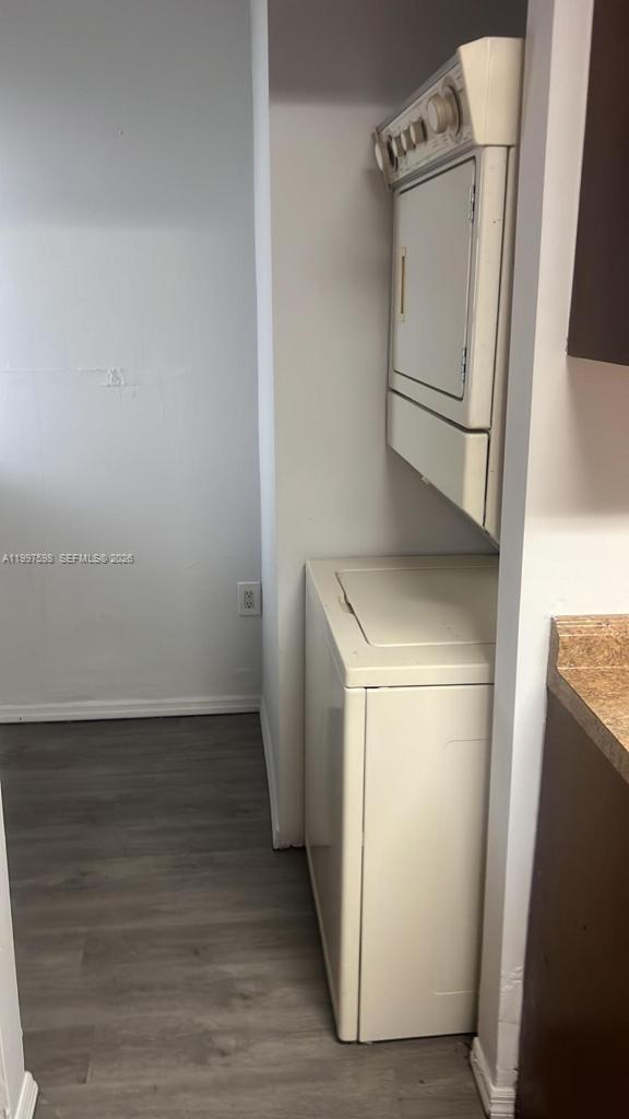 AMND PLAT OF MIAMI SUBURB - Residential Lease