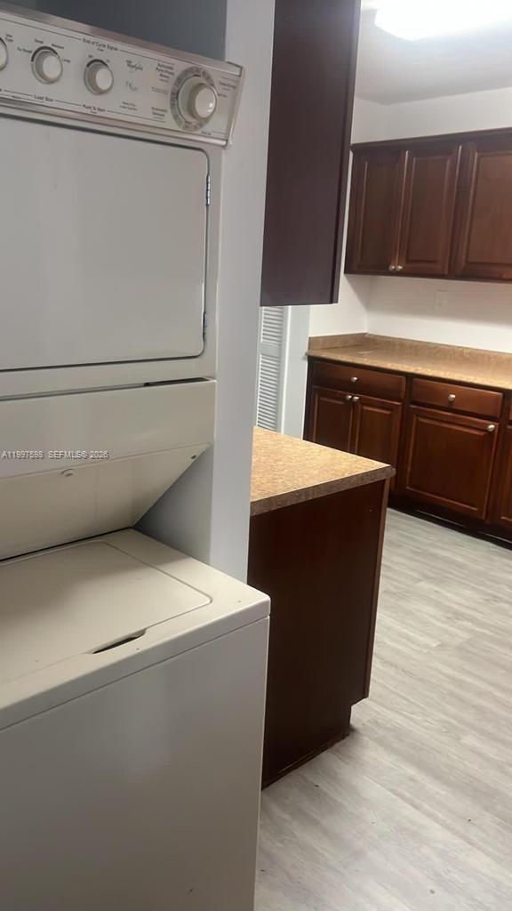 AMND PLAT OF MIAMI SUBURB - Residential Lease