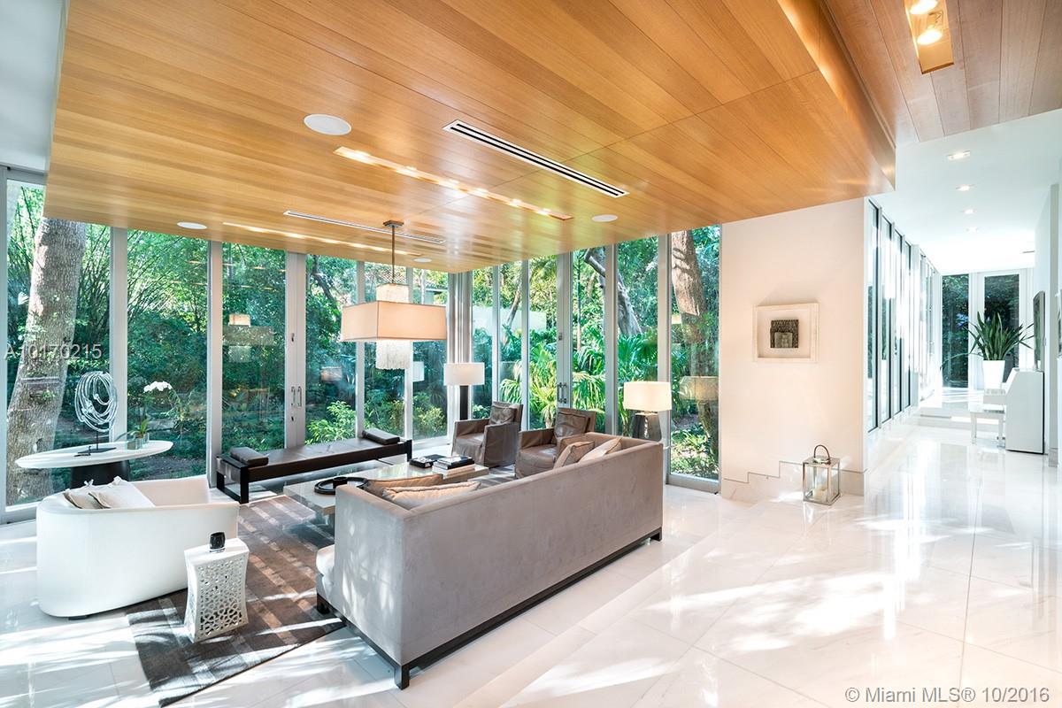 BISCAYNE CAMP - Residential