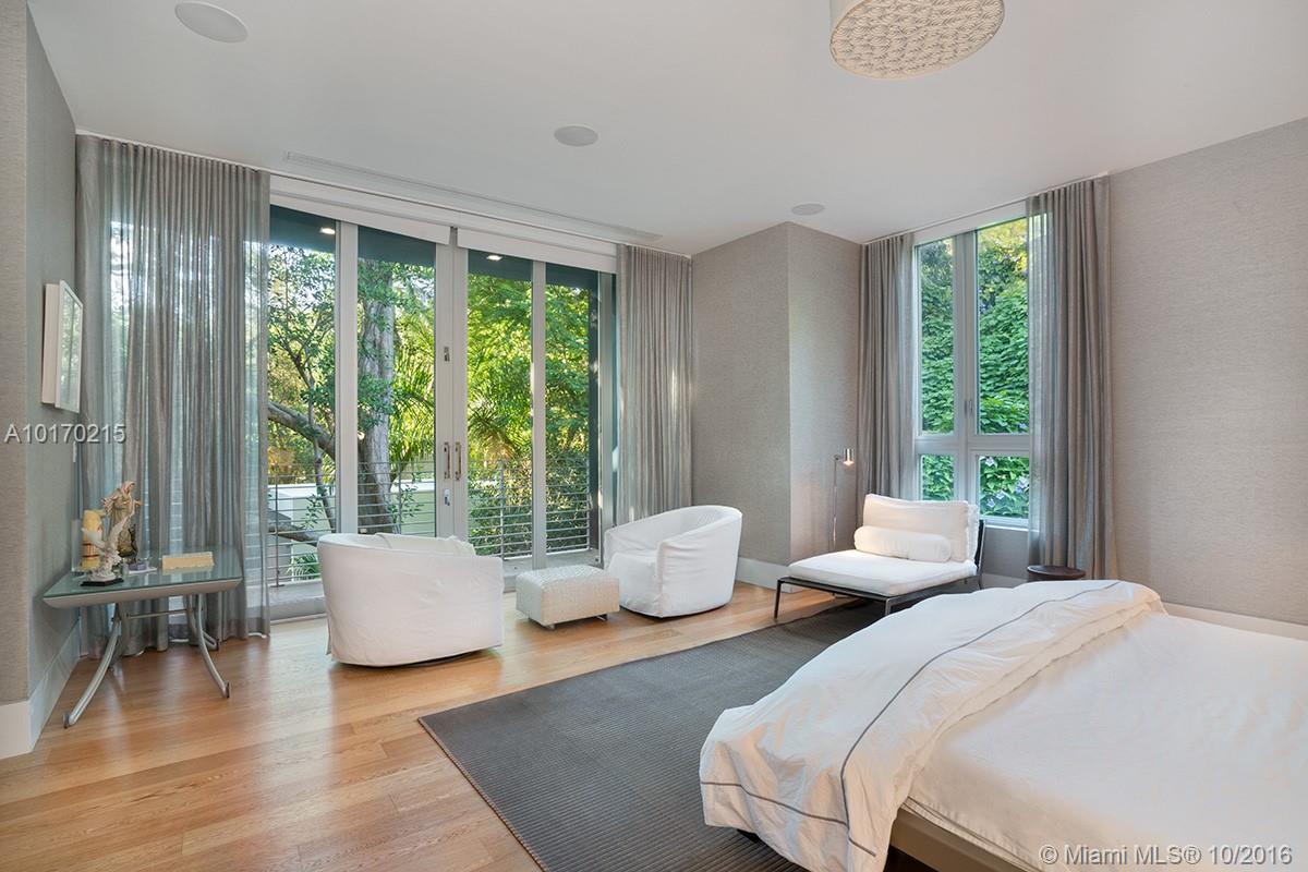 BISCAYNE CAMP - Residential