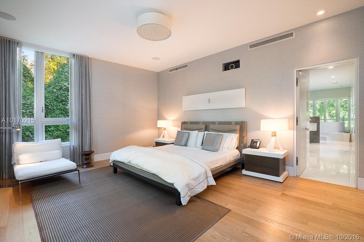 BISCAYNE CAMP - Residential