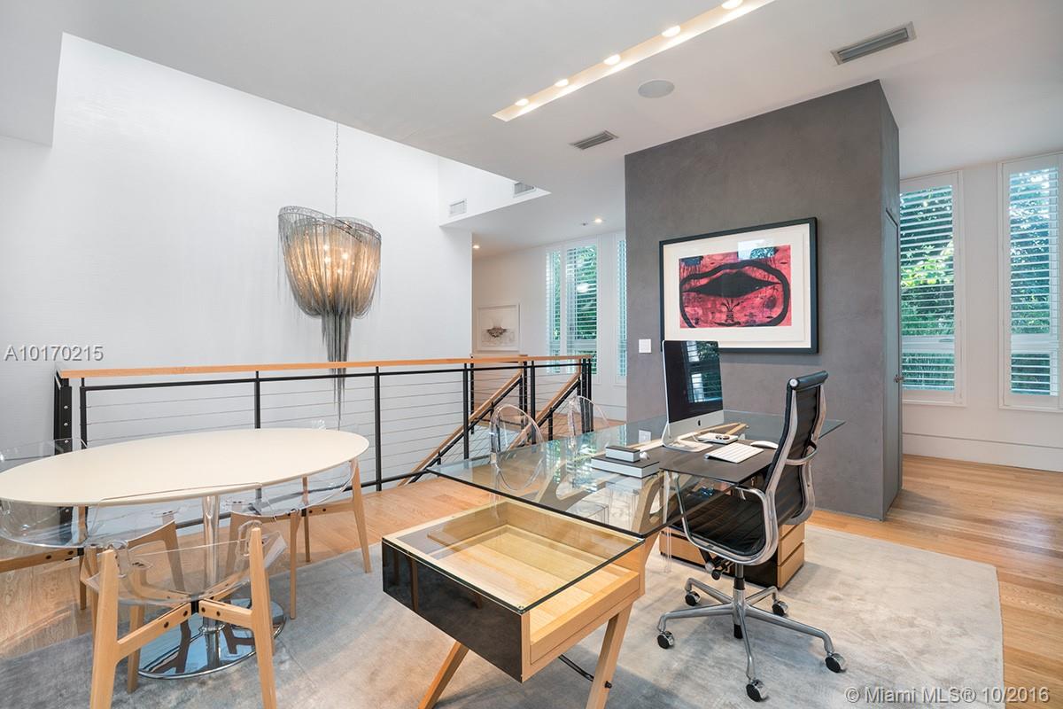 BISCAYNE CAMP - Residential