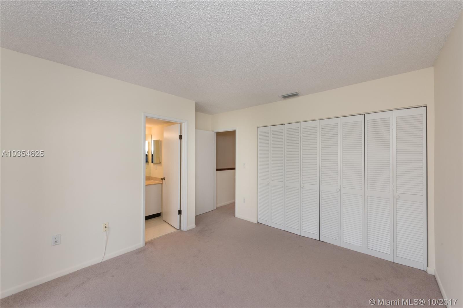 BILTMORE COURT VILLAS CON - Residential