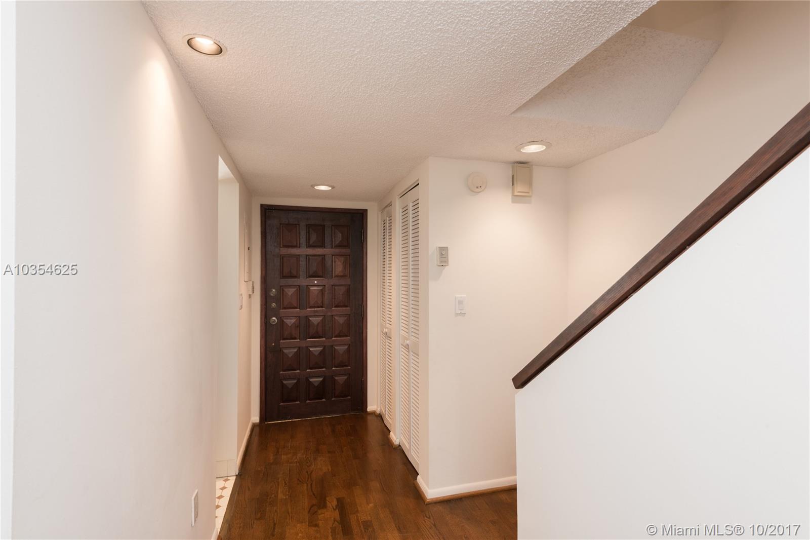 BILTMORE COURT VILLAS CON - Residential