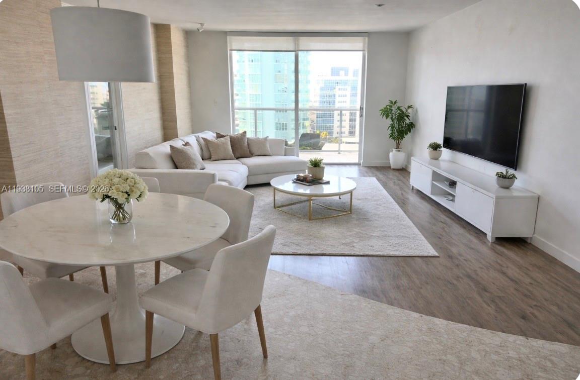 6039 Collins Ave 1434