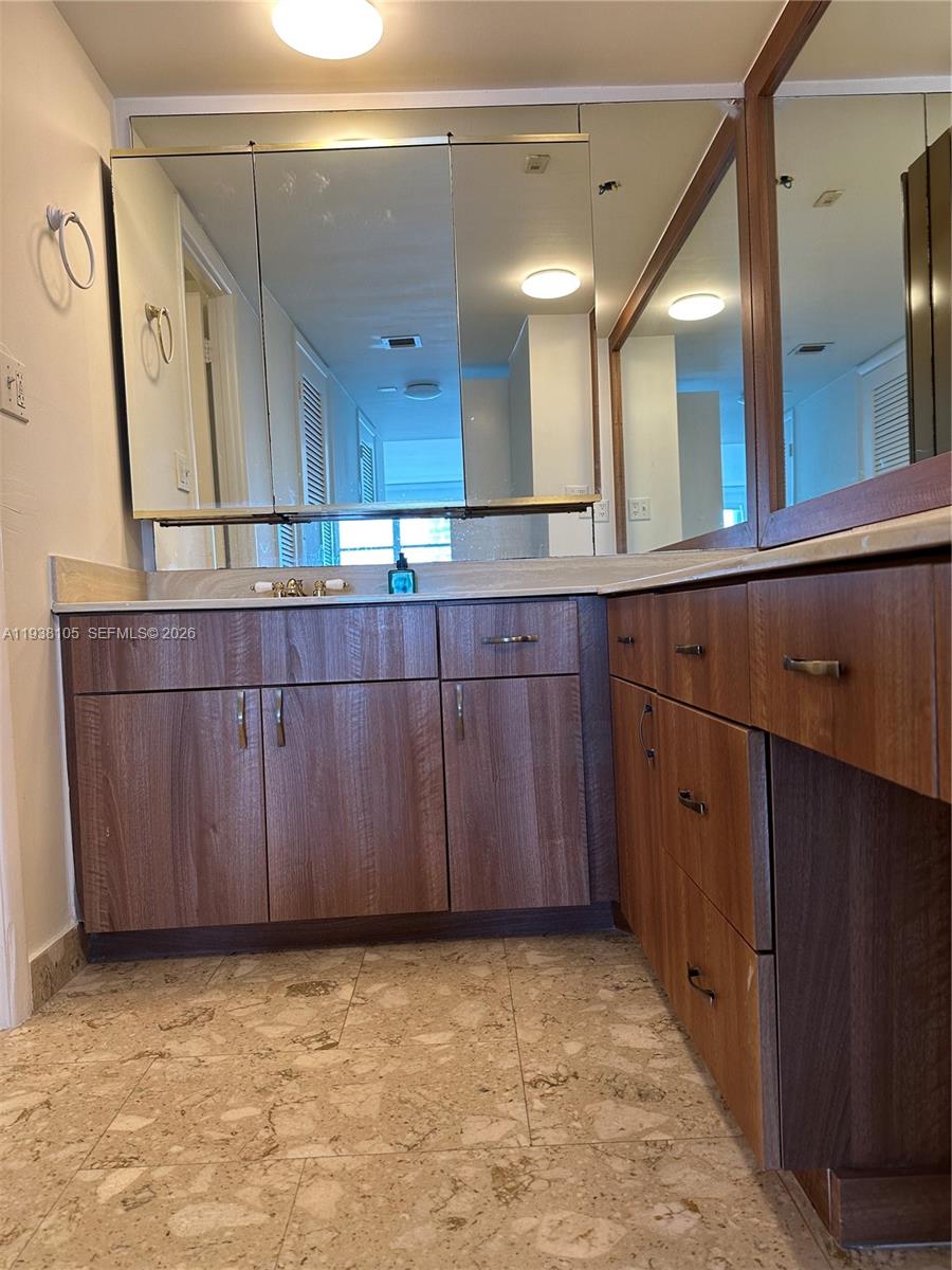 MAISON GRANDE CONDO - Residential Lease
