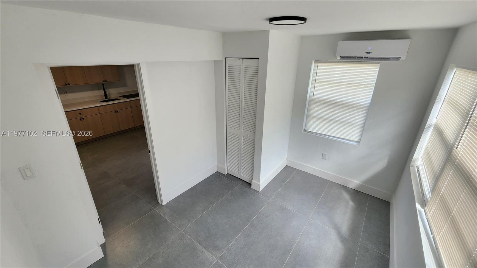 WEST PERRINE ADDN - Residential Lease