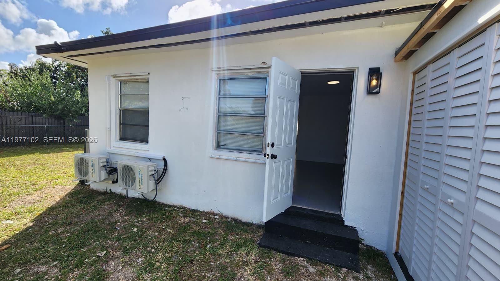 WEST PERRINE ADDN - Residential Lease