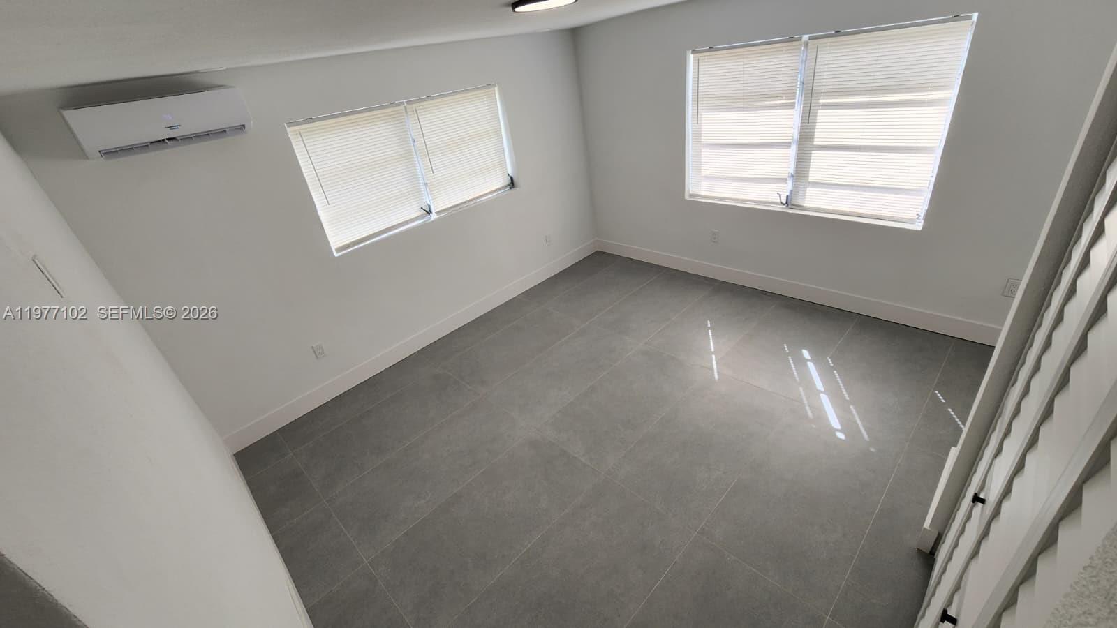 WEST PERRINE ADDN - Residential Lease