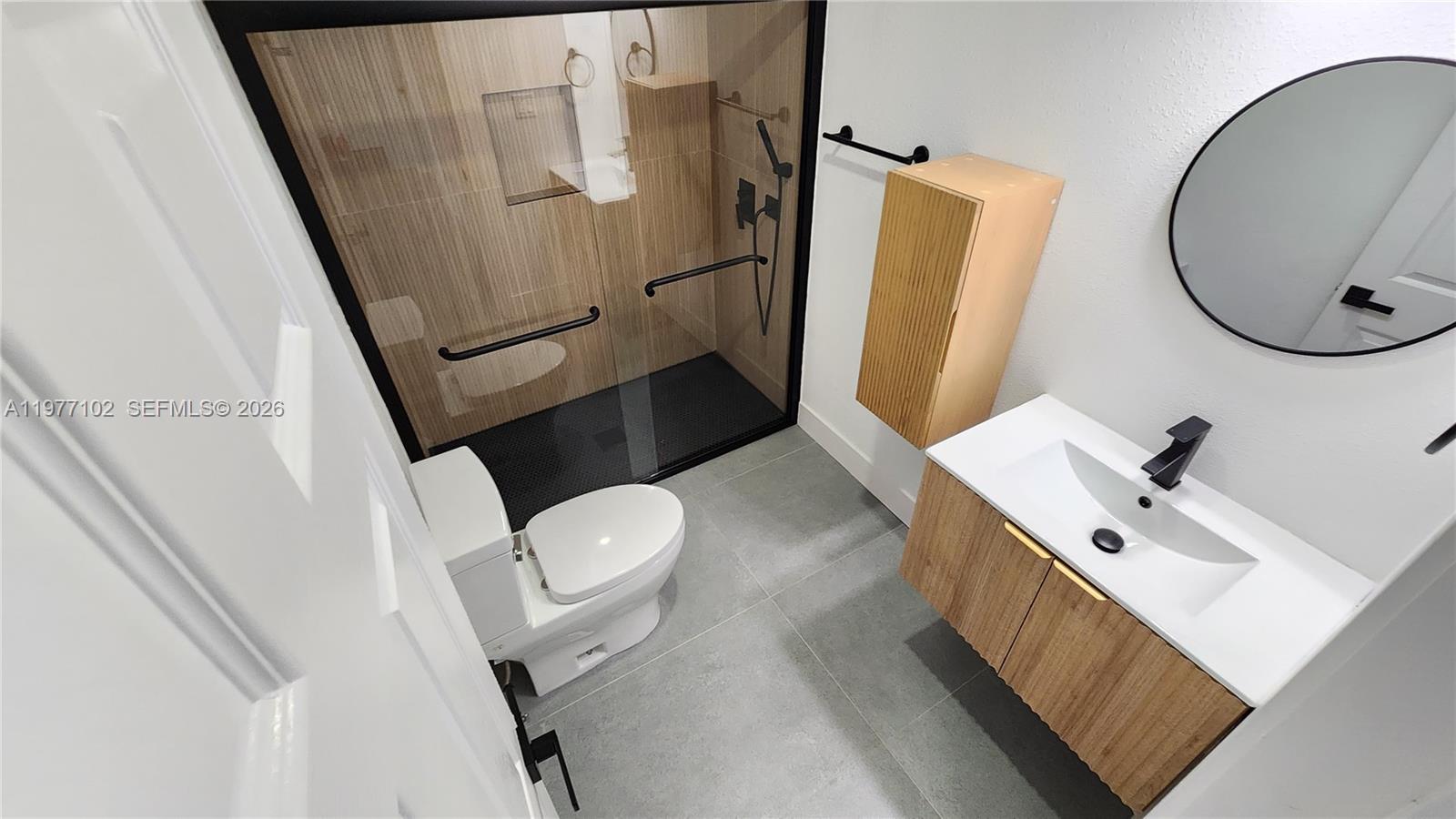 WEST PERRINE ADDN - Residential Lease