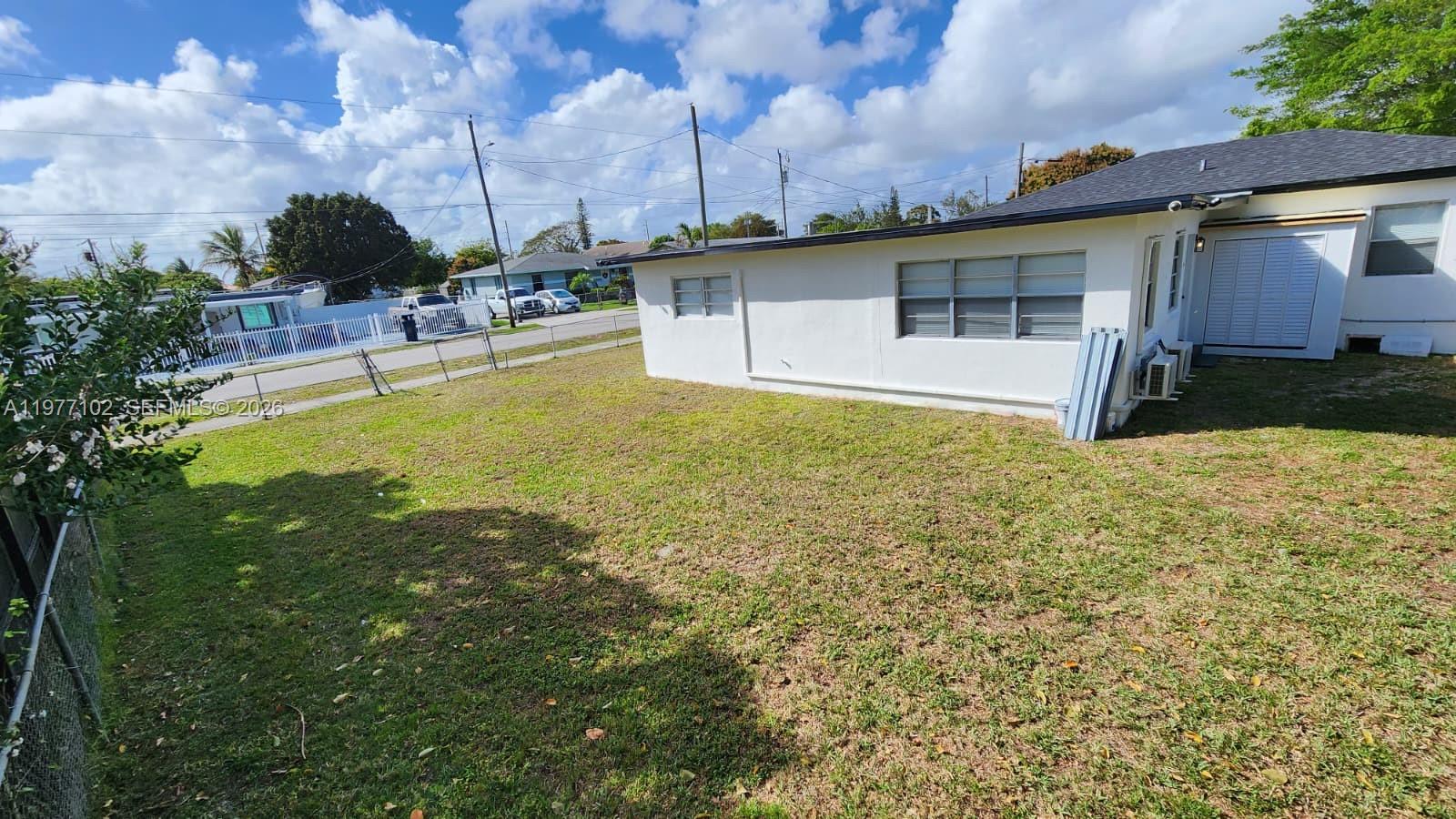 WEST PERRINE ADDN - Residential Lease