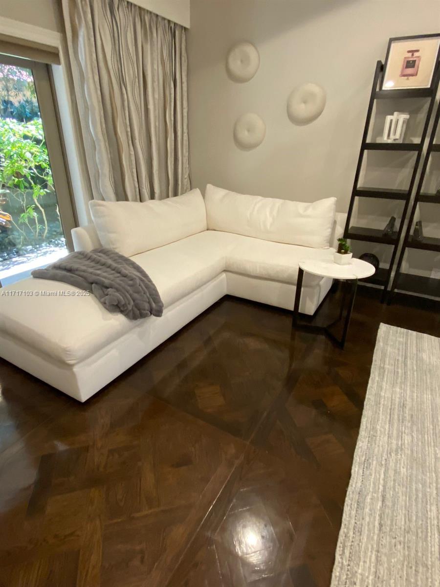 SANCTUARY - Residential