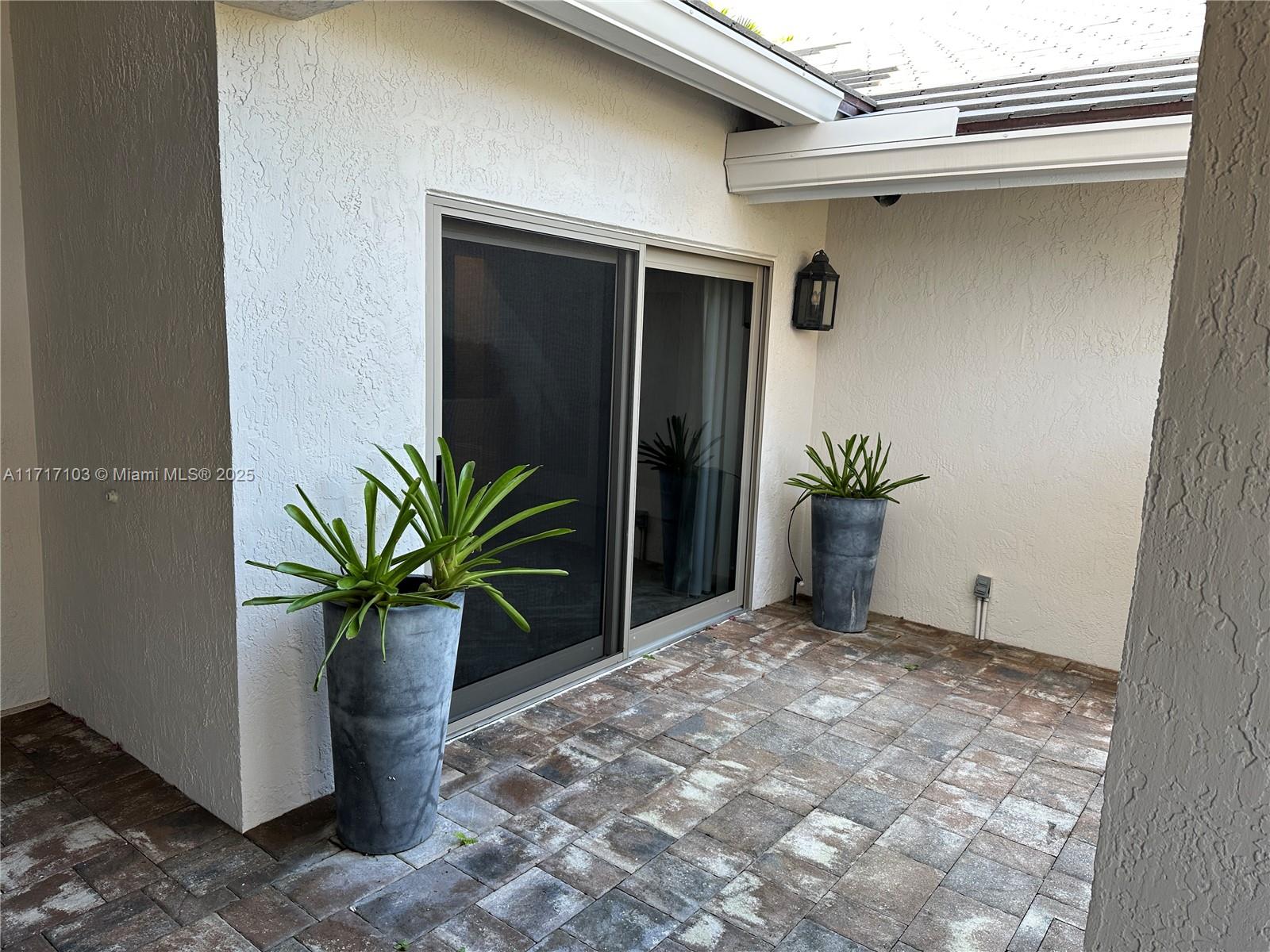SANCTUARY - Residential