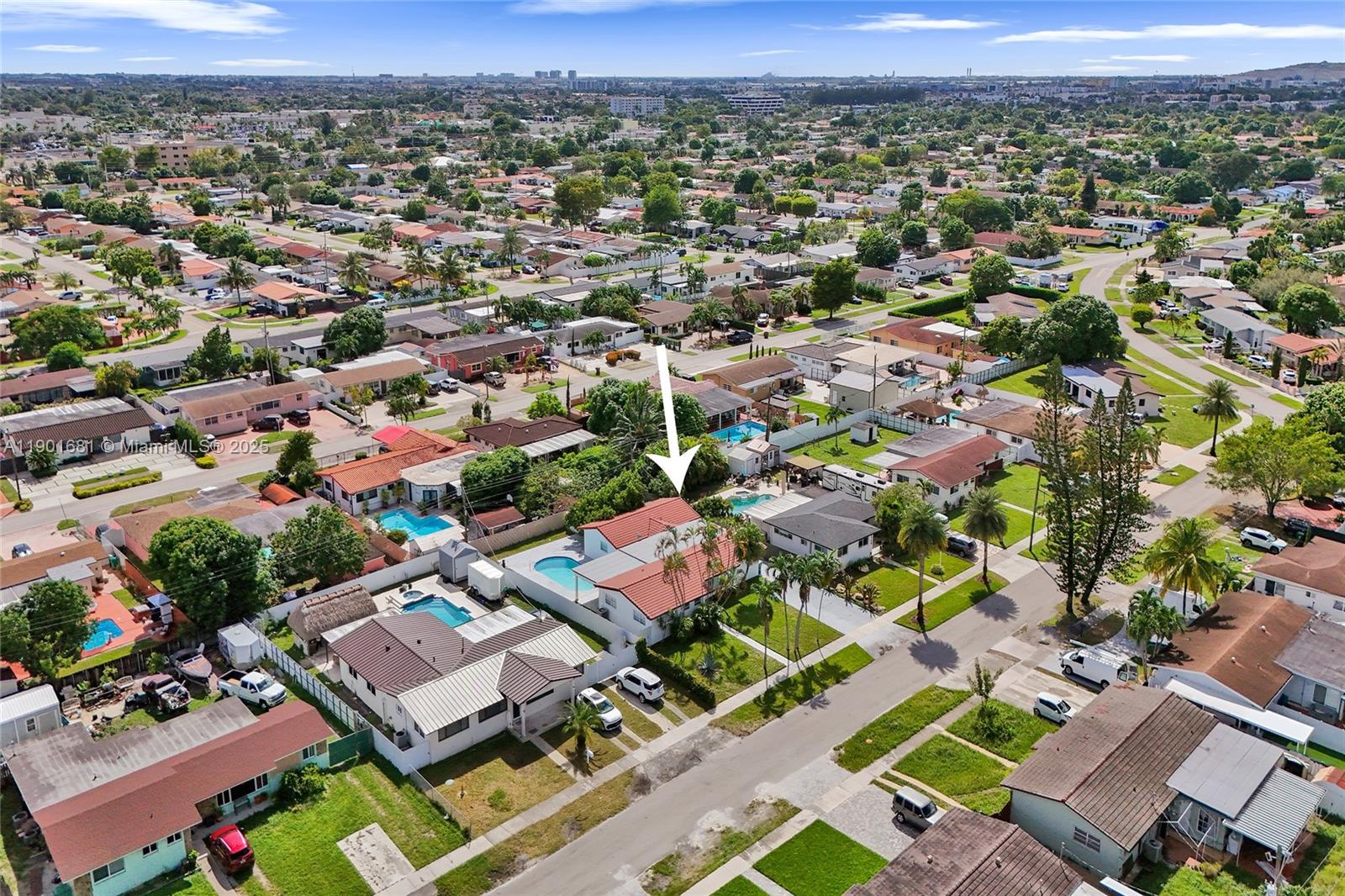 PALM SPRINGS SUB SEC A 4T - Residential Lease