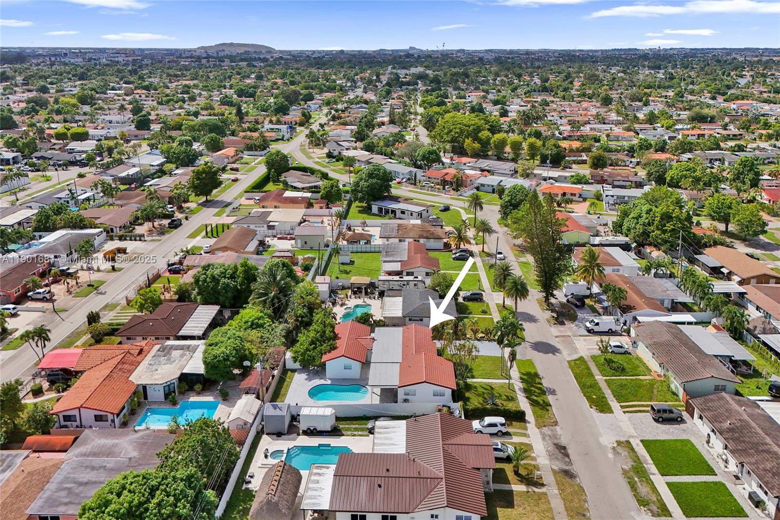 PALM SPRINGS SUB SEC A 4T - Residential Lease