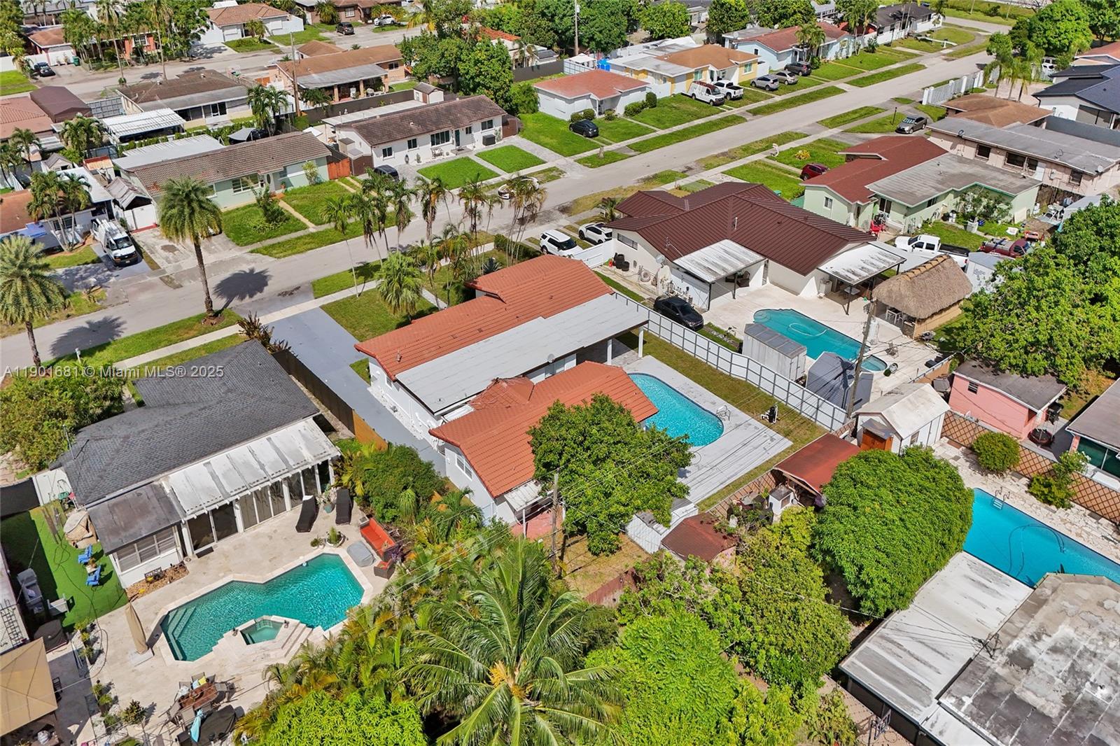 PALM SPRINGS SUB SEC A 4T - Residential Lease