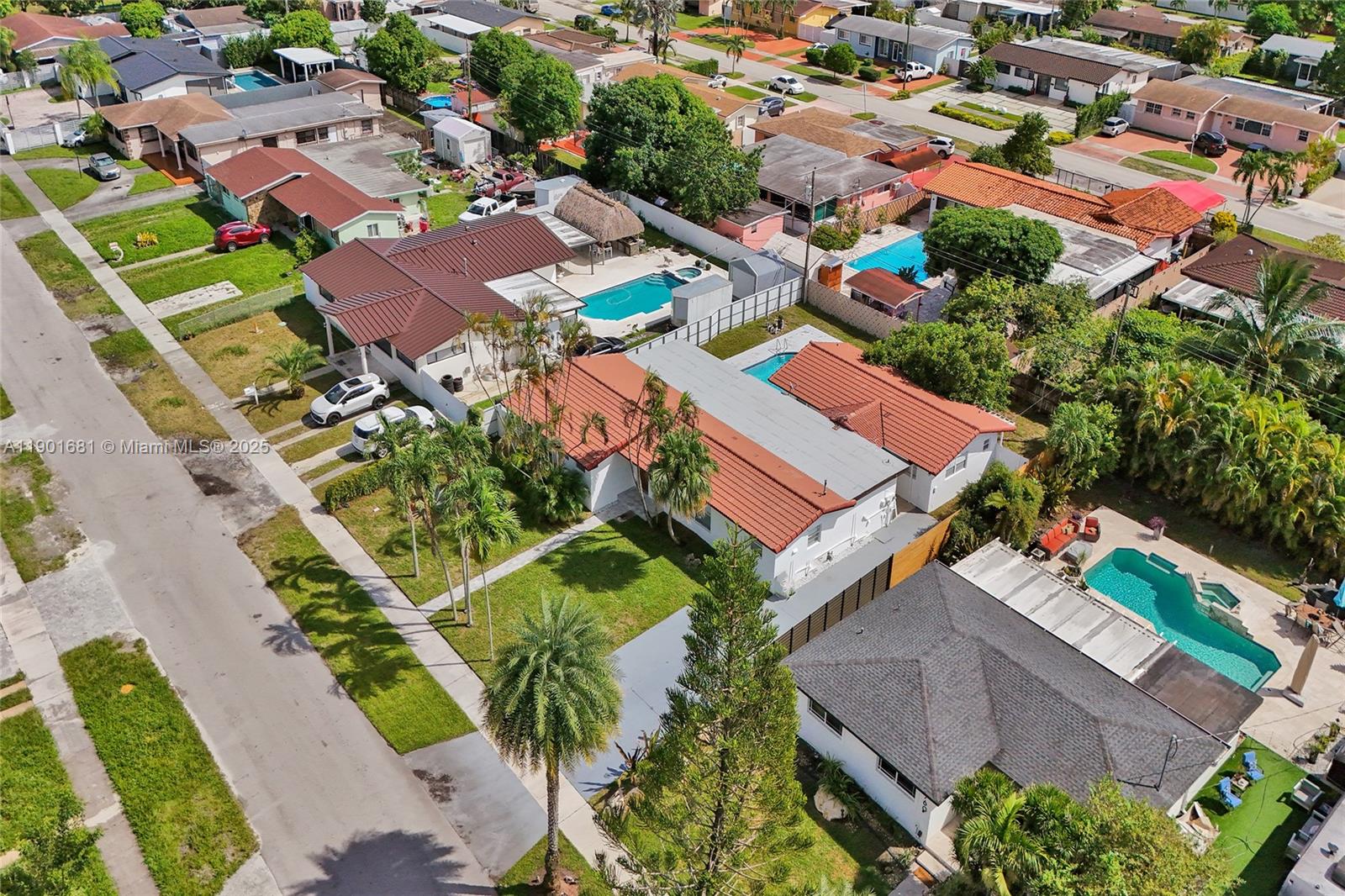 PALM SPRINGS SUB SEC A 4T - Residential Lease