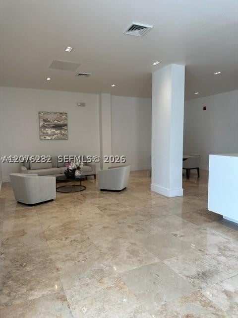 2201 S Ocean Drive 1507