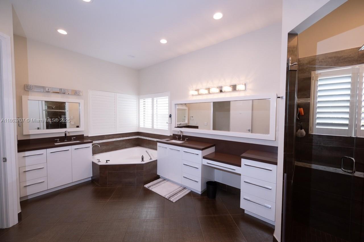 STONEBRIDGE 2 - Residential Lease