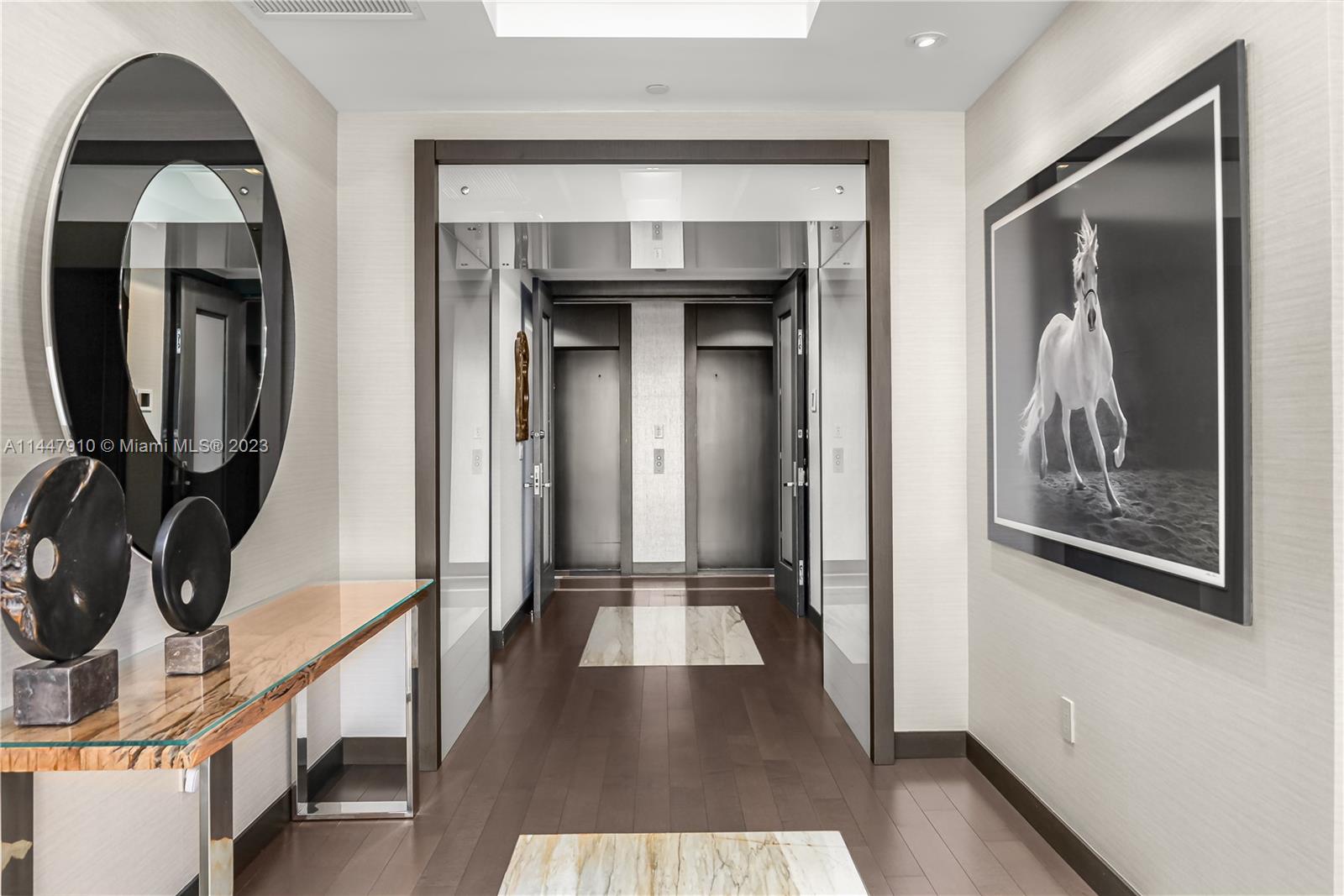 TDR TOWER III CONDO - Residential