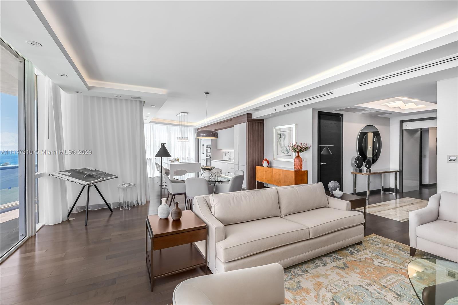 TDR TOWER III CONDO - Residential